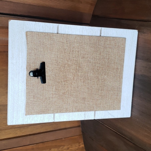 NWT Shiplap Burlap Clip Picture Photo Frame - Picture 2 of 5